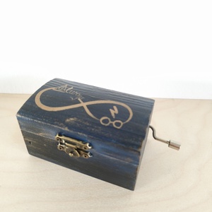 Zenedoboz- Always HP - otthon & életmód - dekoráció - asztal és polc dekoráció - zenedoboz - Meska.hu