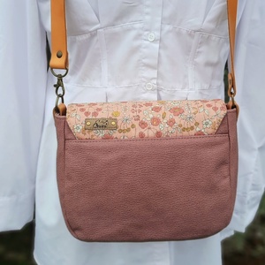 Crossbody, Enani táska, vállon átvethető kistáska. - táska & tok - kézitáska & válltáska - vállon átvethető táska - Meska.hu