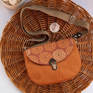 Crossbody, Enani táska, vállon átvethető kistáska. - táska & tok - kézitáska & válltáska - vállon átvethető táska - Meska.hu