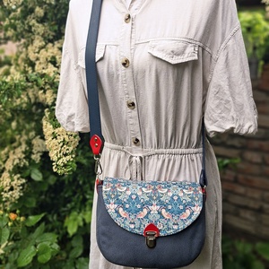 Crossbody - táska & tok - kézitáska & válltáska - vállon átvethető táska - Meska.hu