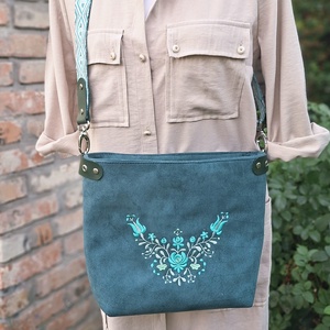 Enani táska, crossbody - Meska.hu