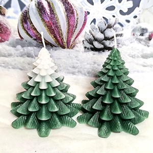 Fenyő gyertya  Az ünnep meghitt fénye - otthon & életmód - gyertya, illat, aroma - gyertya - Meska.hu