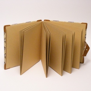 Fotóalbum, scrapbook album, steampunk album férfiaknak, bőrrel és fém szegecsekkel - otthon & lakás - papír írószer - album & fotóalbum - Meska.hu Fotóalbum, scrapbook album, steampunk album férfiaknak, bőrrel és fém szegecsekkel - otthon & lakás - papír írószer - album & fotóalbum - Meska.hu