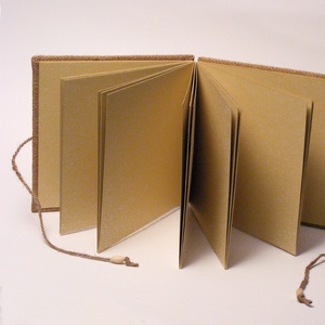 Fotóalbum, scrapbook album, rusztikus album párnázott zsákvászon borító, bőrgomb - otthon & életmód - papír, írószer - album & fotóalbum - Meska.hu