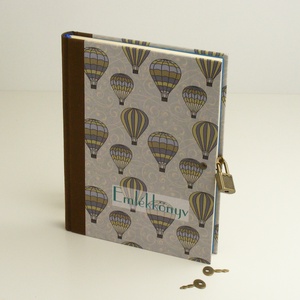 Emlékkönyv lakattal, két kulccsal. Kulcsos könyv, titkos napló kisfiúknak, fiús, léghajós borítóval, kézzel fűzött -  - Meska.hu