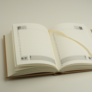 Natúr, díszíthető borítós öröknaptár vagy határidőnapló a 2022-es évre. A naptárrész többféle változatban készülhet - otthon & lakás - papír írószer - naptár & tervező - Meska.hu
