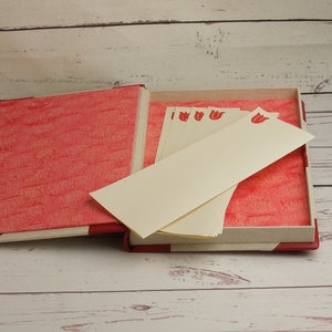 Dobozok íróasztalra, 2 db-os szett, nőknek. Levélpapírok, boríték és névjegykártya tárolására, ajándék papírokkal - otthon & életmód - tárolás & rendszerezés - íróasztali tároló - Meska.hu