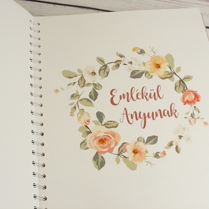 Egyedi felirattal is kérhető fotóalbum rózsákkal. Pókpapírral, párnázva vagy szalaggal. Esküvői, anyák napi ajándék - otthon & életmód - papír, írószer - album & fotóalbum - Meska.hu