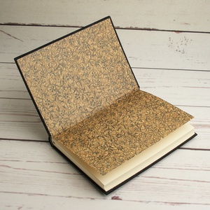 Sötétszürke napló, kézzel fűzött vintage stílusú emlékkönyv, notesz. Antracit bársonyos borító, bronz medalion képkeret  - otthon & életmód - papír, írószer - jegyzetfüzet & napló - Meska.hu