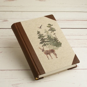 Évi kérései alapján készülő egyedi vadásznapló. Bőr gerinc és sarkok, nyomtatott natúr vászon borító, egyedi felirat - Meska.hu