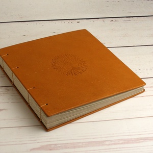 Valódi  bőr fotóalbum, csau színű fényképalbum, életfás album kopt fűzéssel. Ajándék scrapbook, emlékalbum felnőtteknek - otthon & életmód - papír, írószer - album & fotóalbum - Meska.hu