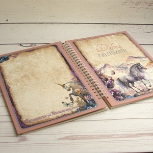 Spirálfüzet unikornisos, fantasy borítóval. Vázlatfüzet, rajzfüzet natúrfehér belső lapokkal, egyedi névvel, felirattal - otthon & életmód - papír, írószer - jegyzetfüzet & napló - Meska.hu