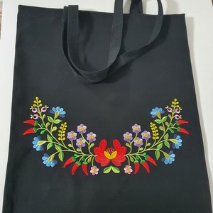 Kalocsai hímzett vászontáska 2, Táska & Tok, Bevásárlás & Shopper táska, Shopper, textiltáska, szatyor, Hímzés, Varrás, MESKA