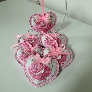 Valentin napi hímzett filc dísz, Esküvő, Emlék & Ajándék, Köszönőajándék, Hímzés, Varrás, MESKA