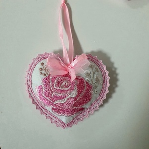 Valentin napi hímzett filc dísz - esküvő - emlék & ajándék - köszönőajándék - Meska.hu