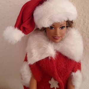 Mikulás stílusú kabát Barbie típusú babáknak - játék & sport - baba & babaház - babaruha, babakellék - Meska.hu