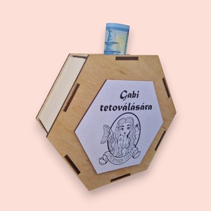 Egyedi pénzgyűjtő persely ajándék tetoválásra - otthon & életmód - dekoráció - asztal és polc dekoráció - persely - Meska.hu