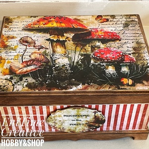 Tároló doboz, Otthon & Életmód, Dekoráció, Asztal és polc dekoráció, Díszdoboz, Decoupage, transzfer és szalvétatechnika, Festett tárgyak, MESKA