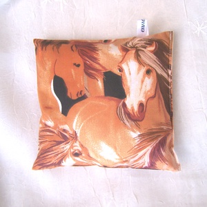 Meggymag zsák nagyobb, lovas 16 X 15 cm 1 db - szépségápolás - egészségmegőrzés - Meska.hu Meggymag zsák nagyobb, lovas 16 X 15 cm 1 db - szépségápolás - egészségmegőrzés - Meska.hu