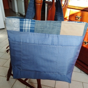 Bevásárló vagy strandszatyor EGYEDI farmer anyagdarabokból - táska & tok - bevásárlás & shopper táska - shopper, textiltáska, szatyor - Meska.hu