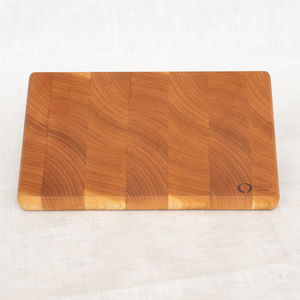 Bütüs Cseresznyefa Vágódeszka � 18,5 x 30,5 x 3,2 cm, Otthon & Életmód, Konyhafelszerelés, tálalás, Sütés, főzés, Vágódeszka, Famegmunkálás, MESKA