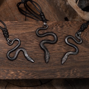 Kovácsolt Kígyó medál - ékszer - nyaklánc - medál - Meska.hu