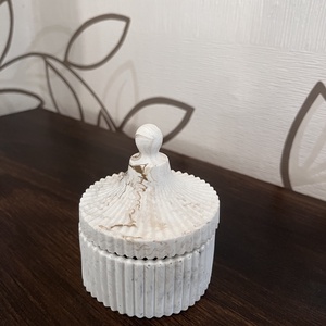 Jesmonite ékszertartó - ékszer - ékszertartó - ékszerdoboz - Meska.hu