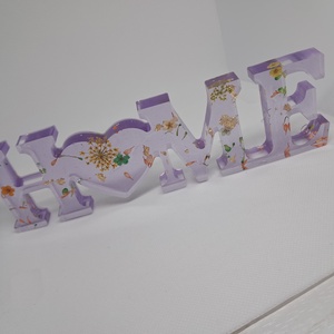 Préselt virágos gyanta HOME felirat � romantikus lakásdekor - kellékek & szerszámok - dekorációs kellékek - egyéb kellékek - Meska.hu