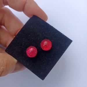 Magenta beszúrós epoxi fülbevaló - ékszer - fülbevaló - pötty fülbevaló - Meska.hu