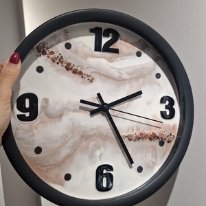 Műgyanta óra ásványokkal - otthon & életmód - dekoráció - fali és függő dekoráció - falióra & óra - Meska.hu