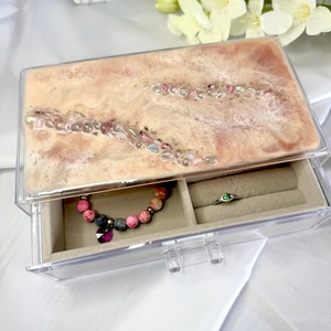 Epoxy ékszertartó doboz ásványokkal - ékszer - ékszertartó - ékszerdoboz - Meska.hu