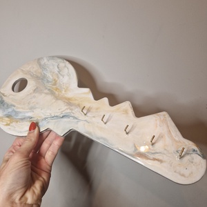 Kulcs alakú epoxy fali kulcstartó - otthon & életmód - dekoráció - fali és függő dekoráció - fali kulcstartó - Meska.hu Kulcs alakú epoxy fali kulcstartó - otthon & életmód - dekoráció - fali és függő dekoráció - fali kulcstartó - Meska.hu