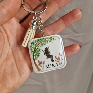 Hajtincses emlékőrző hintás kulcstartó - Meska.hu