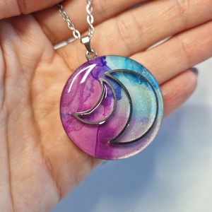 Misztikus holdas nemesacél epoxy nyaklánc - ékszer - nyaklánc - medálos nyaklánc - Meska.hu