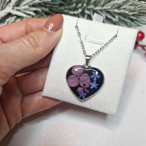 Nemesacél nyaklánc virágokkal +ajándék jesmonite szív tál - ékszer - nyaklánc - medálos nyaklánc - Meska.hu