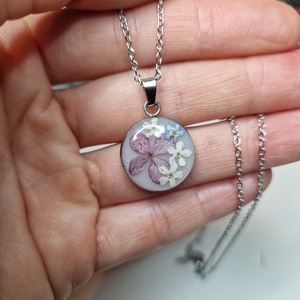 Nemesacél nyaklánc hortenzia és nefelejcs virággal, Ékszer, Nyaklánc, Medálos nyaklánc, Ékszerkészítés, MESKA