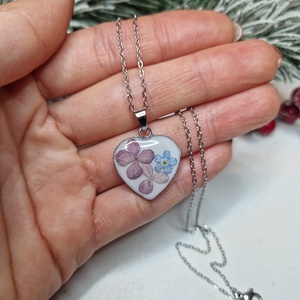 Nemesacél nyaklánc virágokkal - Meska.hu