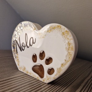 Emlékőrző szív tappancsos polcdísz szőrtinccsel, Otthon & Életmód, Dekoráció, Asztal és polc dekoráció, Asztaldísz, Mindenmás, MESKA