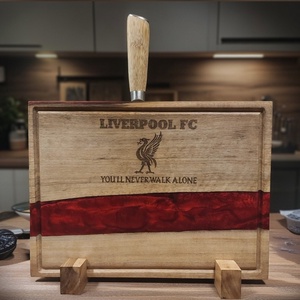 3 az 1-ben prémium vágódeszka, késtartó és tálaló egyben LIVERPOOL piros - Meska.hu