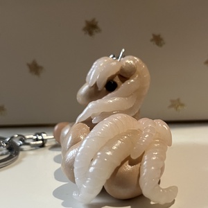 Ásvány kollekció - Holdkő lovacska - táska & tok - kulcstartó & táskadísz - kulcstartó - Meska.hu