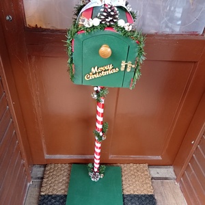 Merry Christmas csíkos karácsonyi postaláda dekoráció műfenyővel - Meska.hu