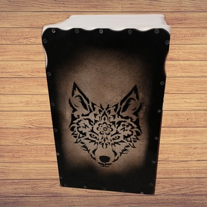 Wolf mandala cajon dob ütős hangszer farkas mintás, Könyv & Zene, Hangszer & Hangszertok, Famegmunkálás, Festett tárgyak, MESKA