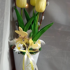 Tulipános húsvéti asztaldísz sárga tavaszi dekoráció, Otthon & Életmód, Dekoráció, Asztal és polc dekoráció, Asztaldísz, Virágkötés, MESKA