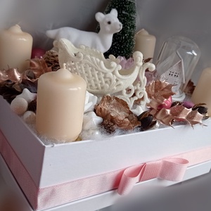 Adventi asztaldísz box led házikóval - púder/rózsaszín/fehér - karácsony - adventi díszek - adventi asztaldísz - Meska.hu