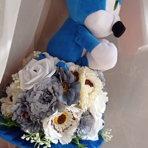 Ballagási selyemvirág csokor Sonic plüssel - otthon & életmód - dekoráció - virágdísz és tartó - csokor & virágdísz - Meska.hu