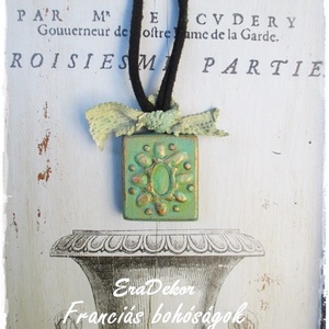 Zöld bohém nyaklánc, Ékszer, Nyaklánc, Medál, Decoupage, transzfer és szalvétatechnika, Festett tárgyak, Meska