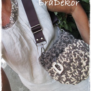 Monogramos puha válltáska - táska & tok - kézitáska & válltáska - válltáska - Meska.hu