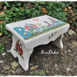 Névre szóló ajándék  keresztelőre , babalátogatásra kisfiúnak - otthon & életmód - babaszoba, gyerekszoba - gyerek szék, sámli - Meska.hu