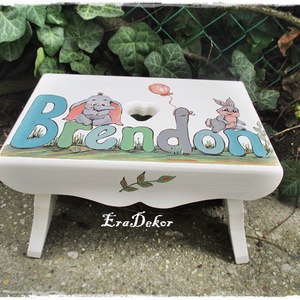 Névre szóló ajándék  keresztelőre , babalátogatásra kisfiúnak - otthon & életmód - babaszoba, gyerekszoba - gyerek szék, sámli - Meska.hu