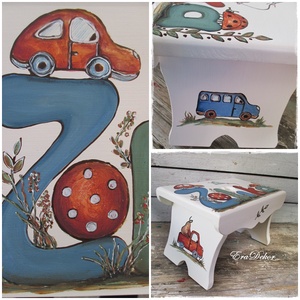 Labdás, autós mesék, névre szóló sámlik kisfiúknak babalátogatásra - otthon & életmód - babaszoba, gyerekszoba - gyerek szék, sámli - Meska.hu